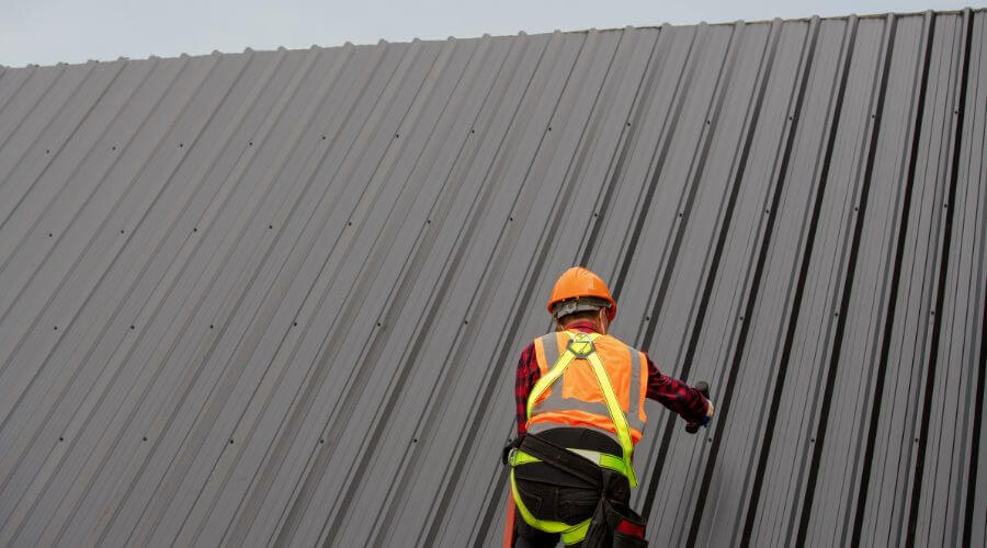 Professional metal roof installation services in Tollhouse, CA